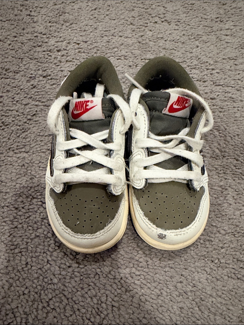 Toddler Olive and White Low-Top Sneakers - Travis Scott’s